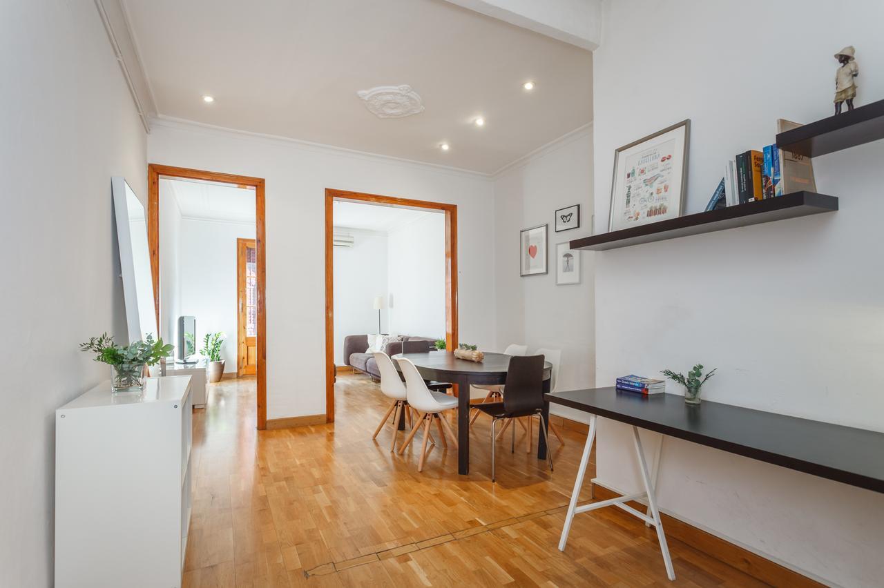 Flateli Aribau Apartment Barcelona Exterior photo