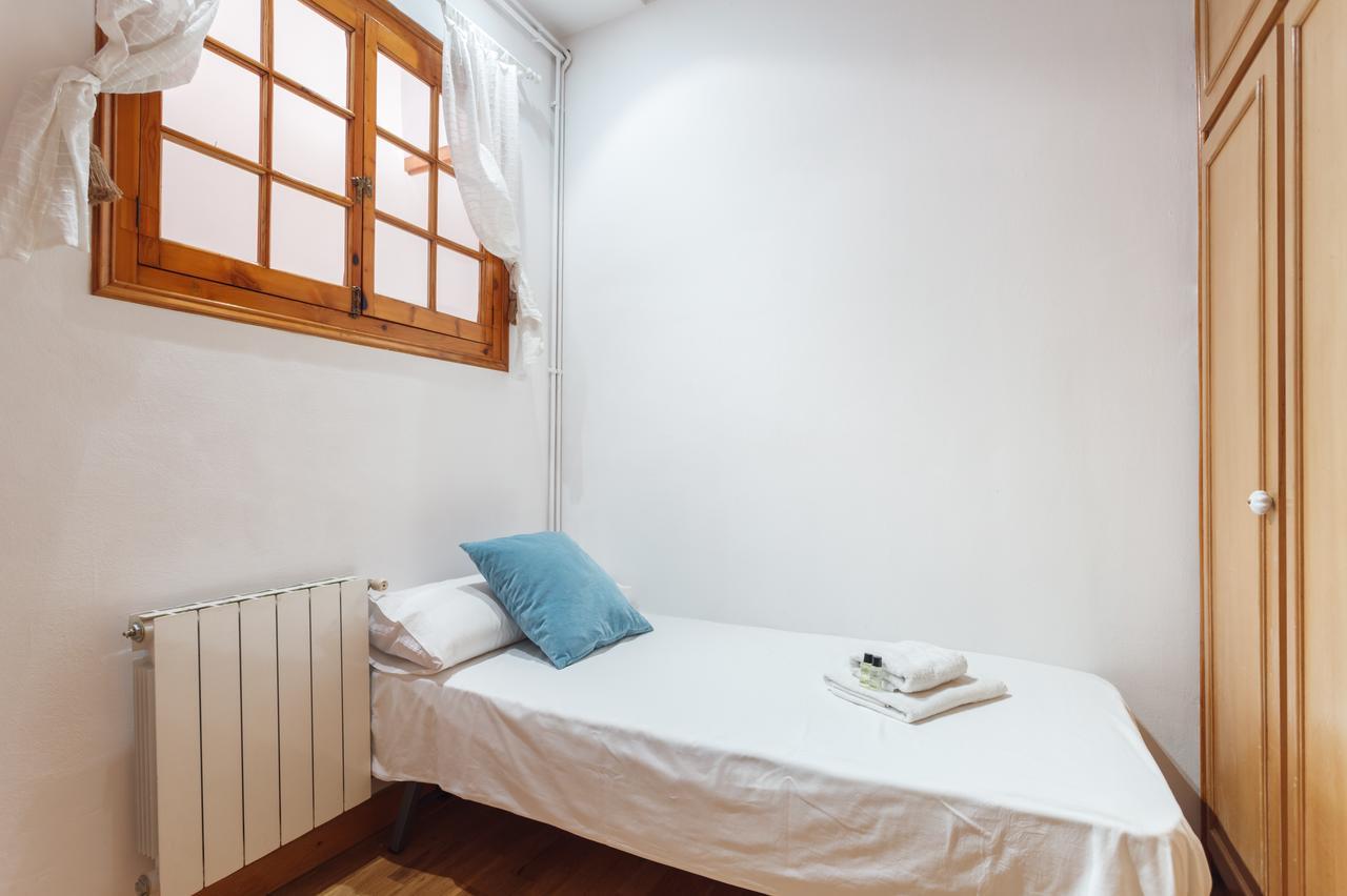 Flateli Aribau Apartment Barcelona Exterior photo